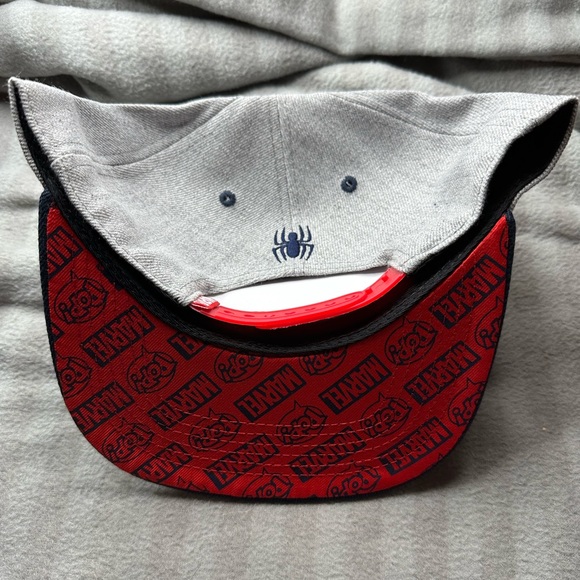 The Amazing Spider-Man Funko POP! ball cap - Picture 2 of 2